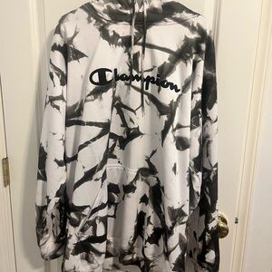 Champion Black and White Tie-Dye Crewneck Hoodie